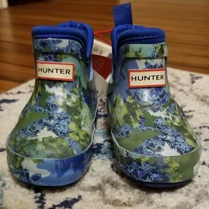HUNTER rain boots